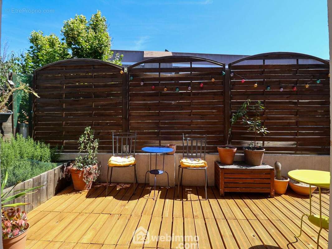 Appartement à MARSEILLE-9E