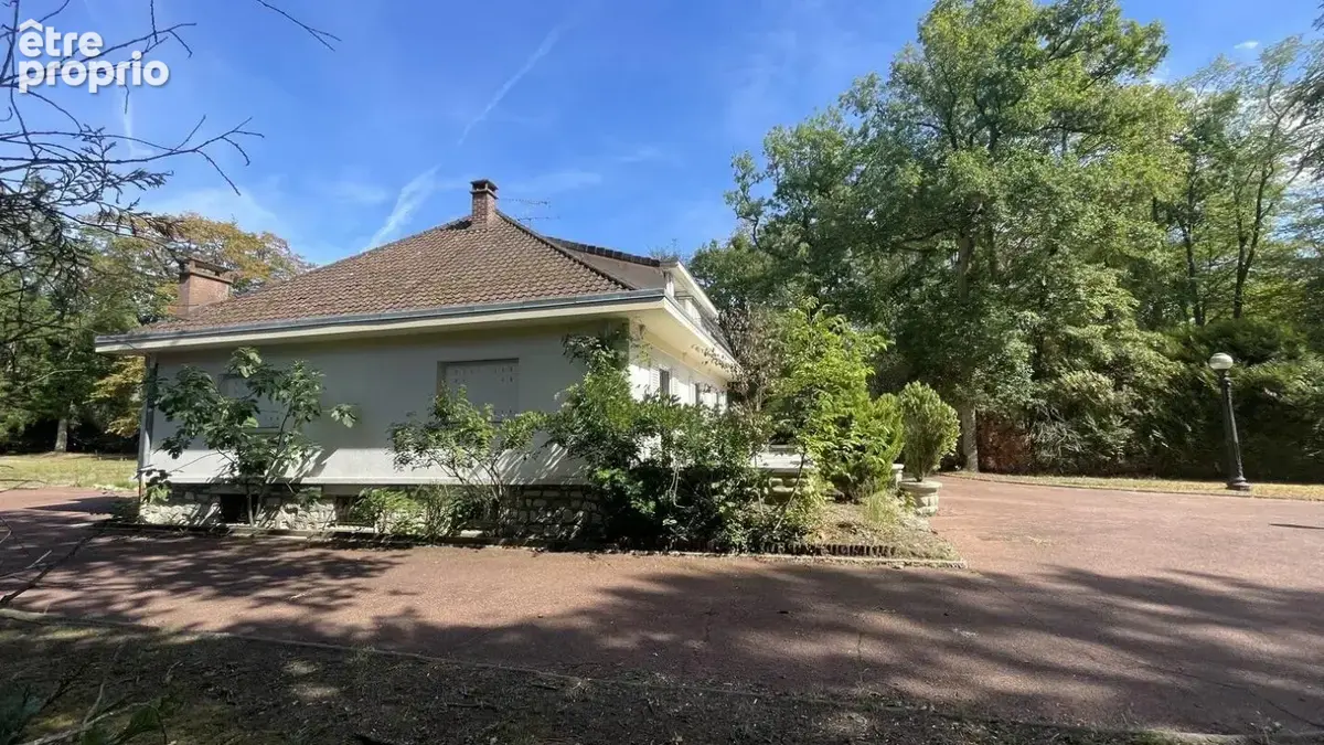 Lamorlaye maison + appartement sur 4500 m2 de terrain - photo 9