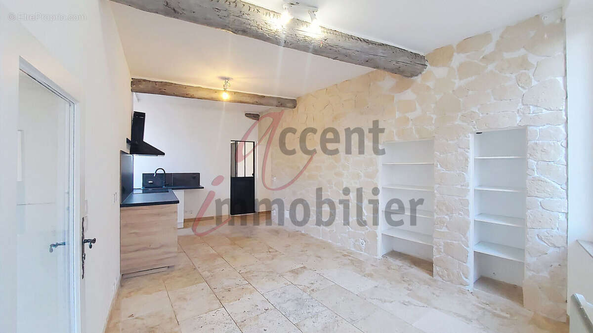 Appartement à NOVES