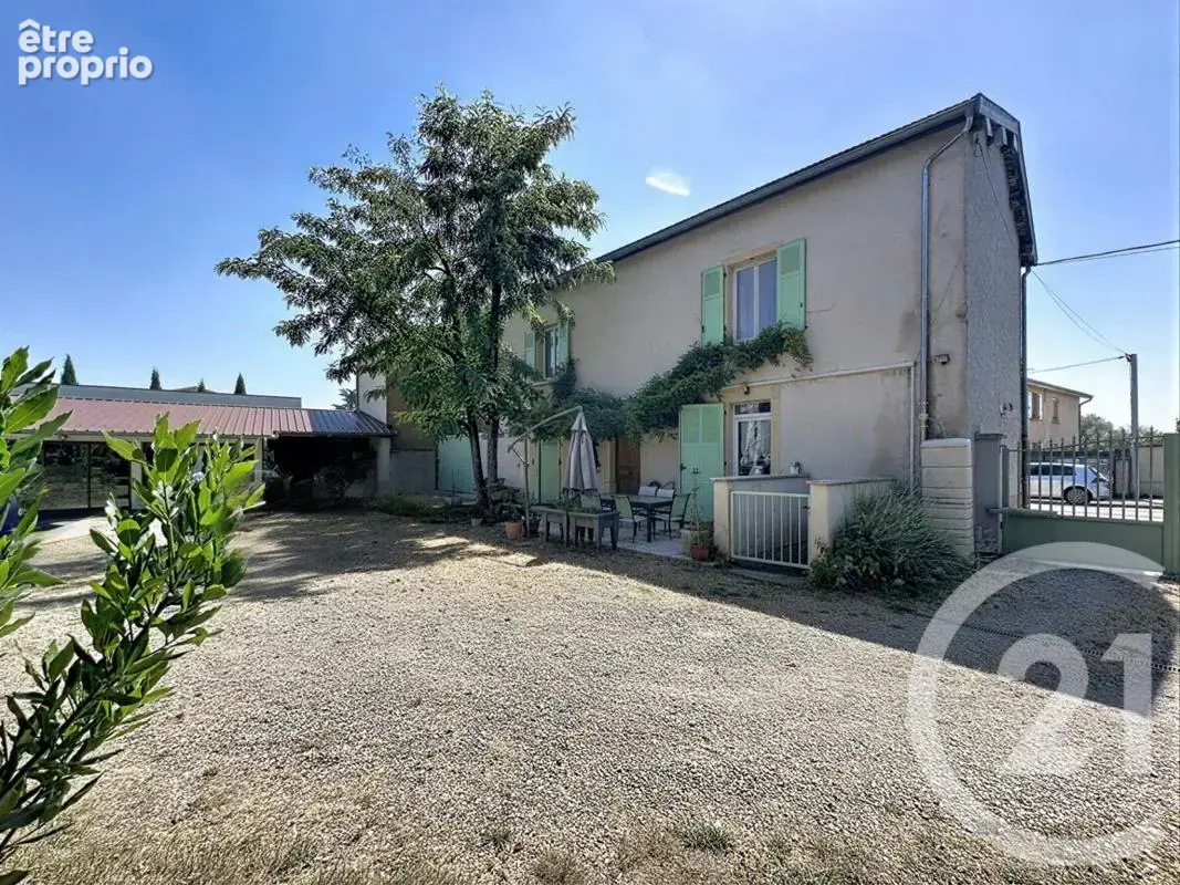 Propriété - photo 1