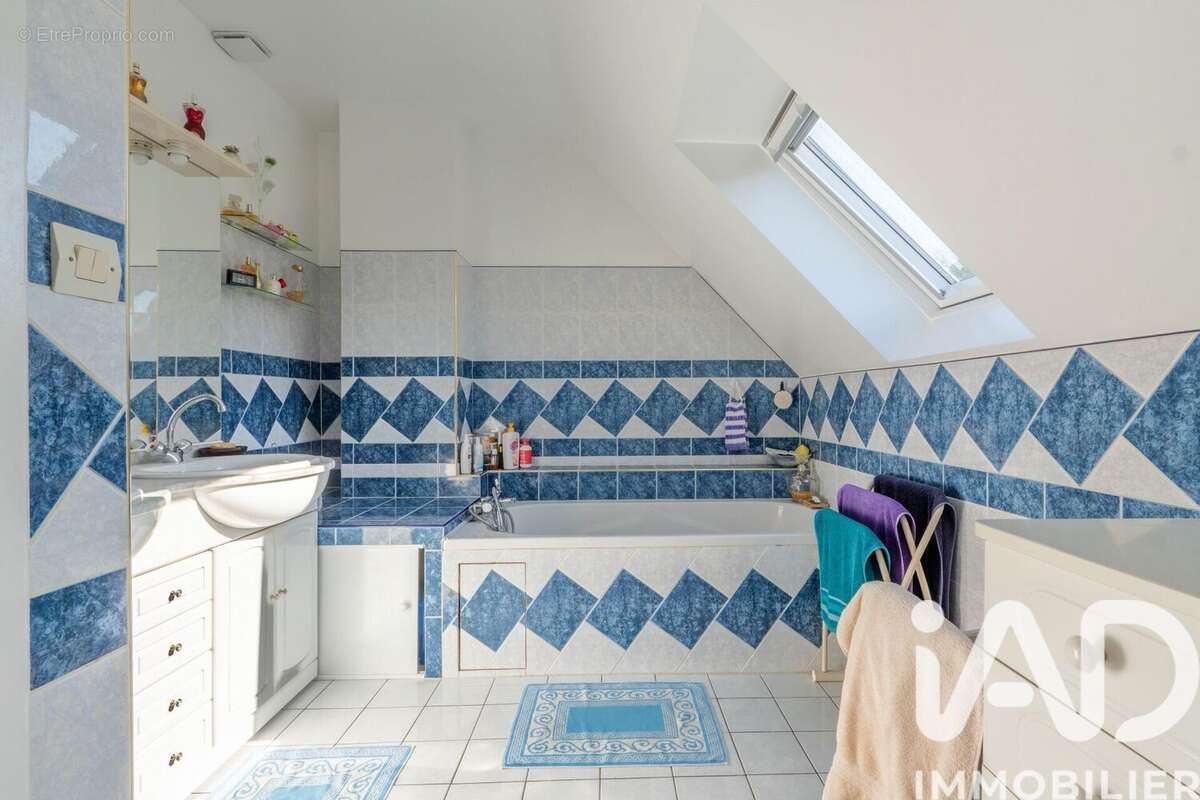 Photo 9 - Maison à CHAMPS-SUR-MARNE