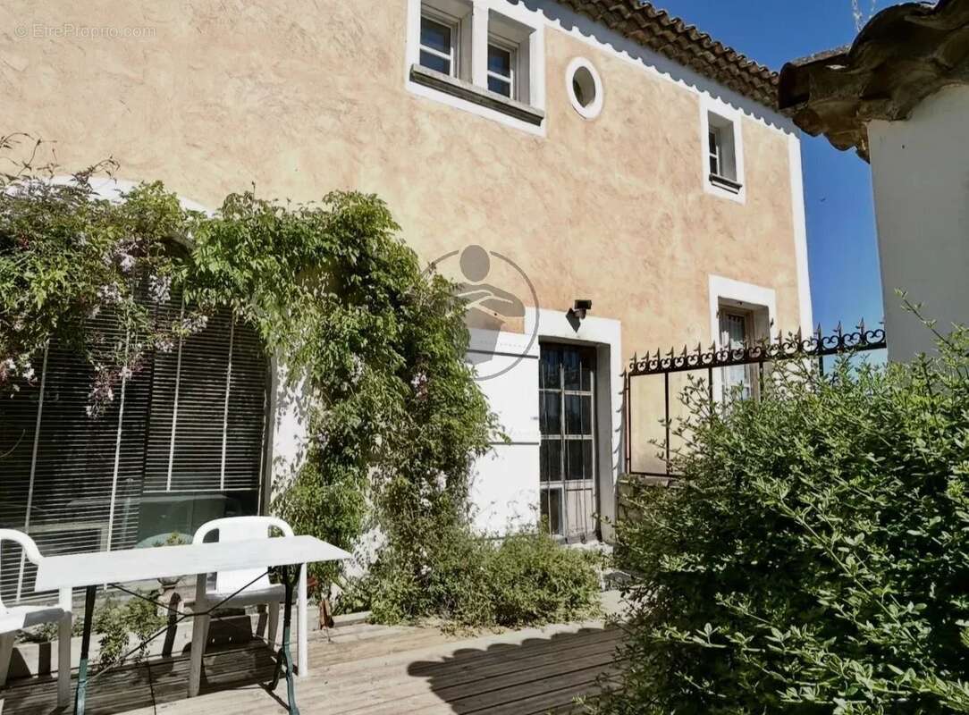 Maison à UZES
