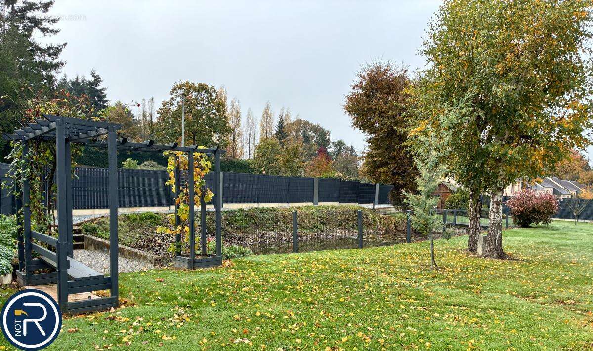 Maison à BONCHAMP-LES-LAVAL