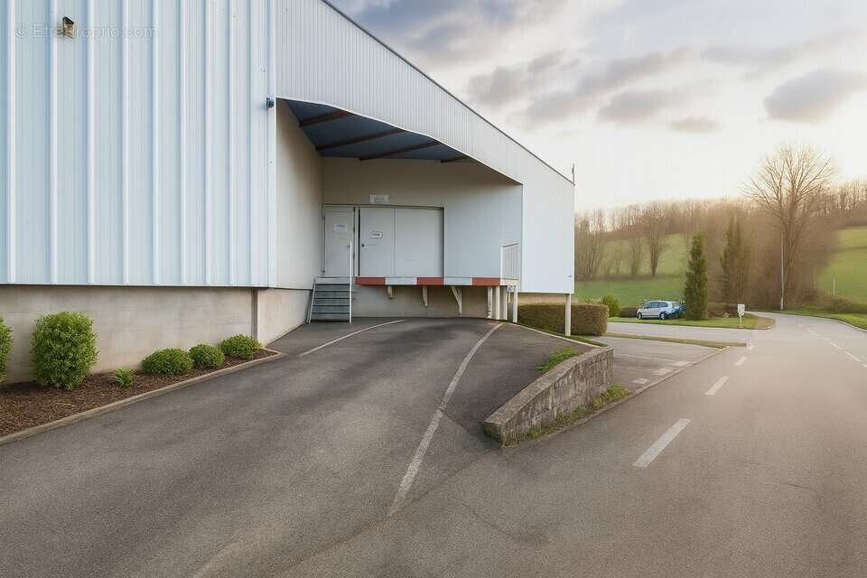 Autre à BOURGOIN-JALLIEU