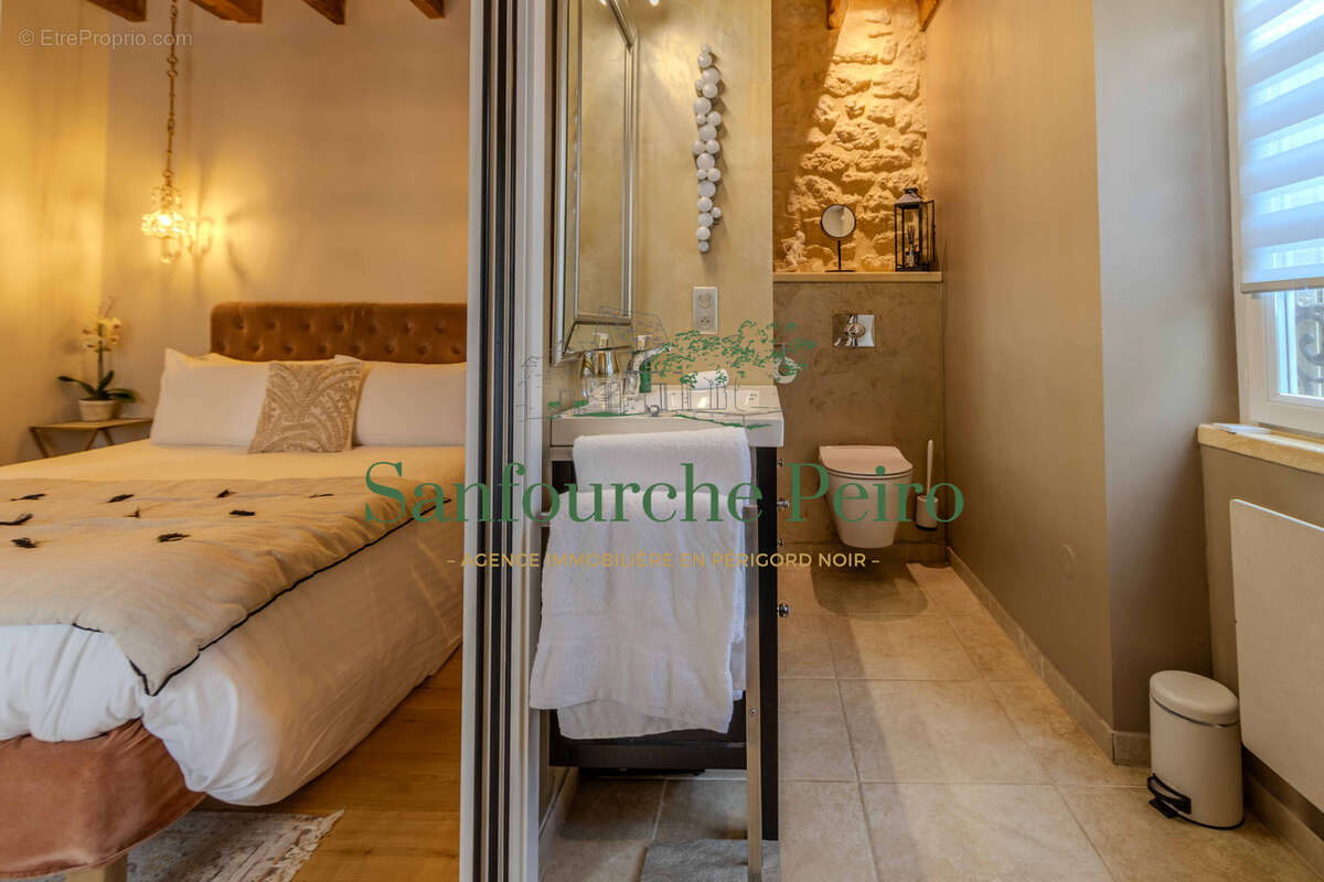 Appartement à SARLAT-LA-CANEDA