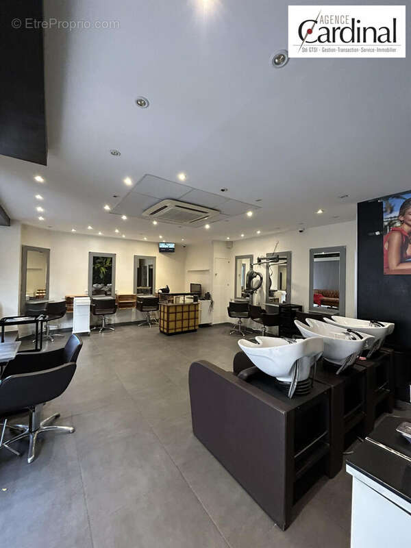 Commerce à MARSEILLE-4E