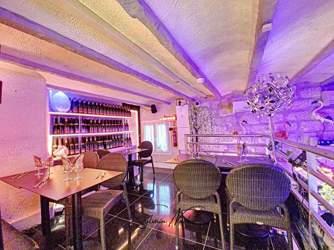 Commerce à LE GRAU-DU-ROI