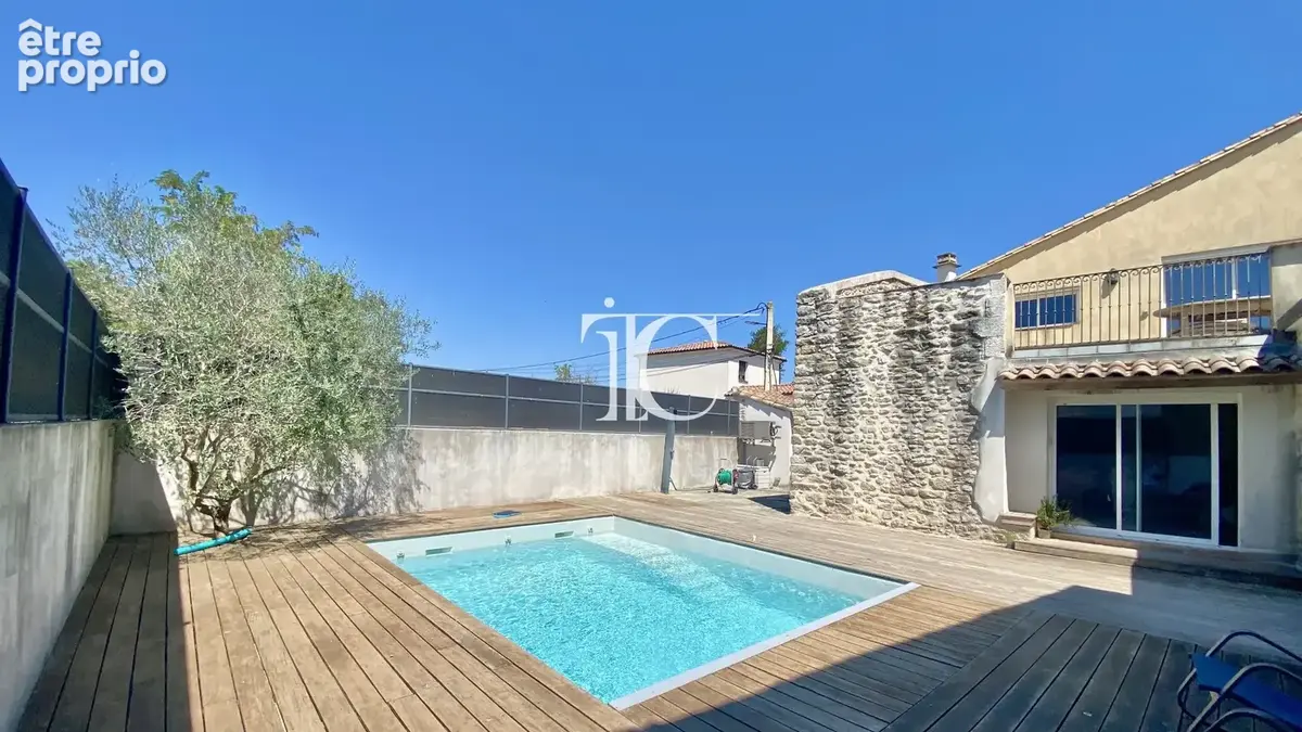 Rousson, 10km d'ales, mas de hameau renove 272m2, salons/sejour 100m2, 3 chambres + 1 studio, terrasses, piscine - photo 2