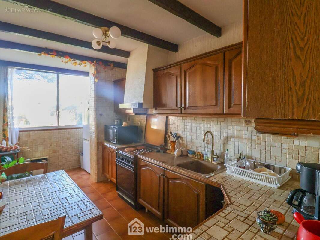 Appartement à MARSEILLE-8E