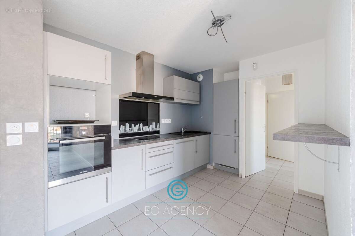 Appartement à MARSEILLE-3E