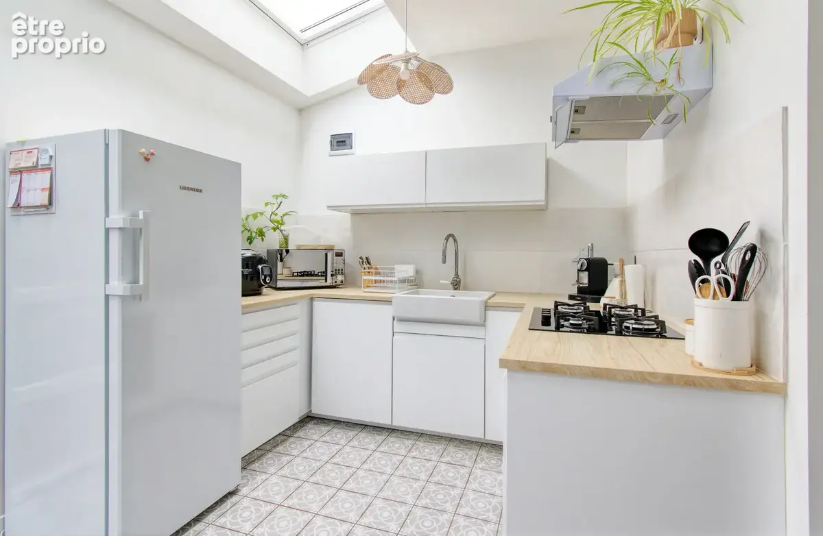 Bourg de Couffé, Maison ancienne rénovée, 205 m2, 5 chambres - photo 6
