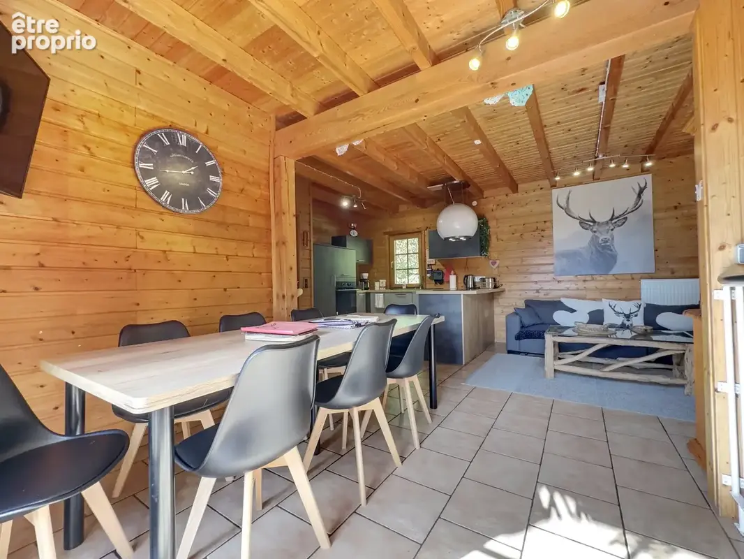 Magnifique chalet rénové au bord de l’étang de Diefenbach   4 chambres, terrain de 14 ares - photo 4