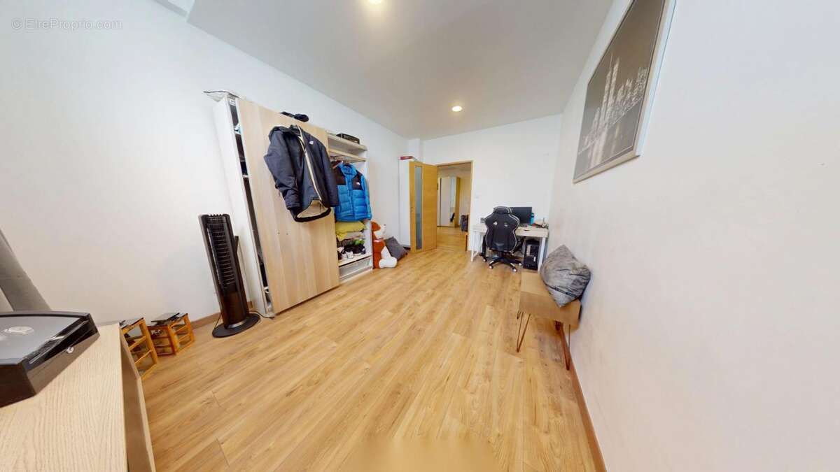 Maison à SAINT-MAUR-DES-FOSSES