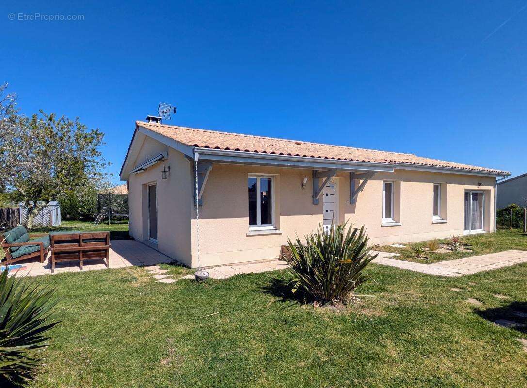 Maison à MOULIS-EN-MEDOC