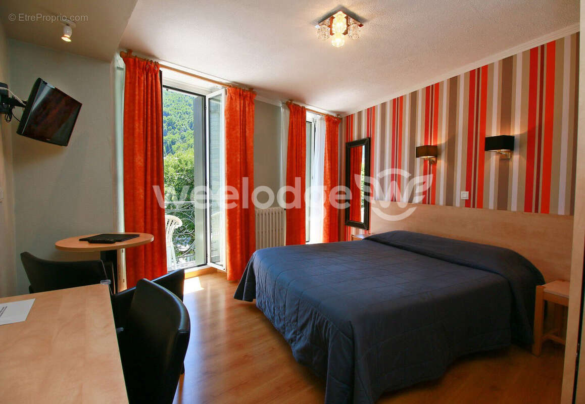 Commerce à BAGNERES-DE-LUCHON