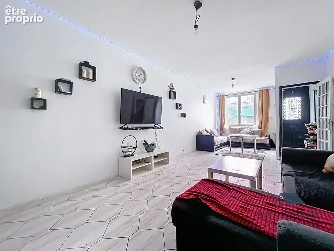 Maison 6 pièces 144 m² à vendre à Roubaix (59100) - photo 2