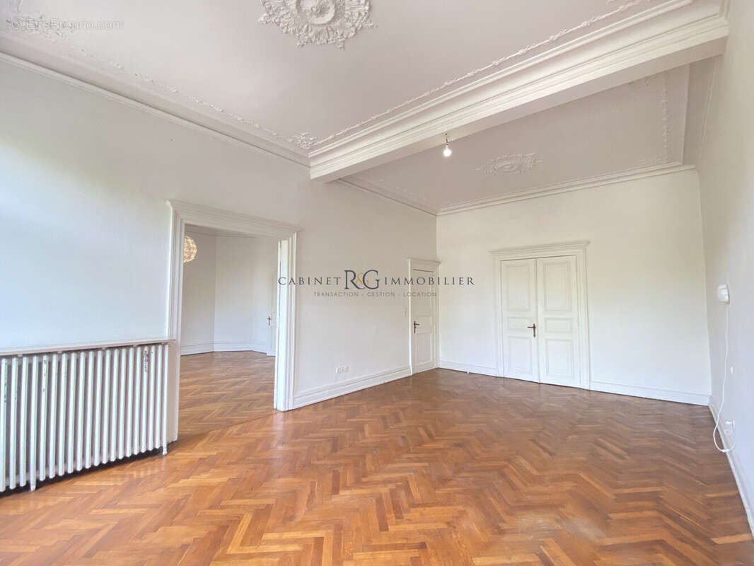 Commerce 257 m² à Metz  - photo 8