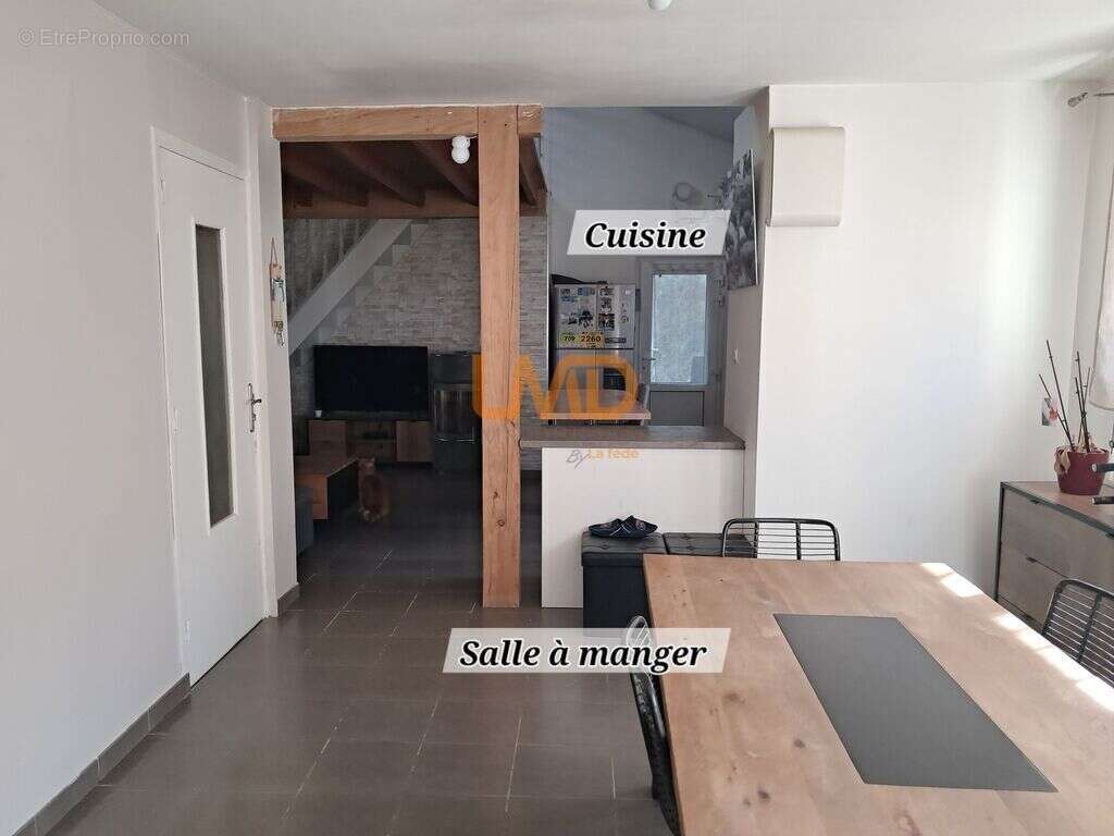 Maison à VEZENOBRES
