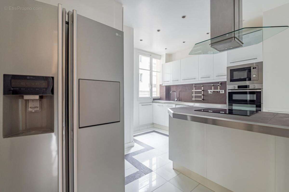 Appartement à PARIS-4E