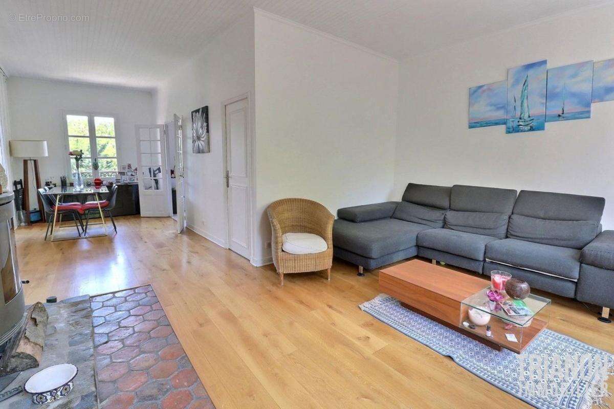Maison à LE PECQ