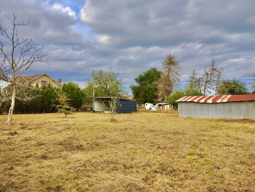 Terrain à SAINT-MEDARD-DE-MUSSIDAN