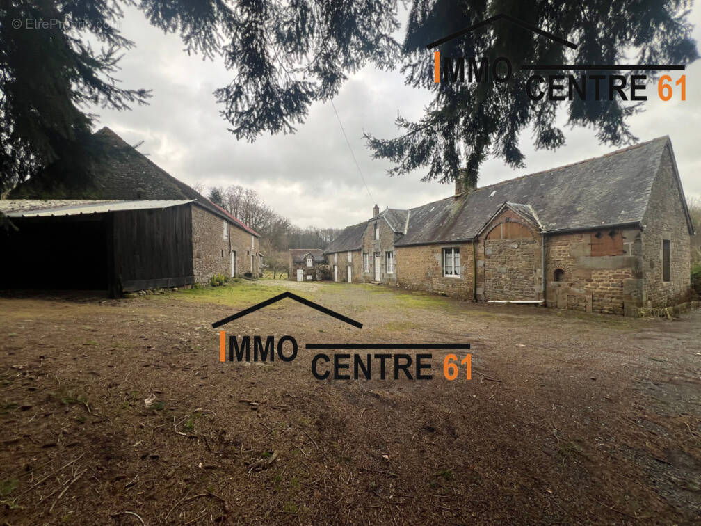 Maison à LA FERTE-MACE