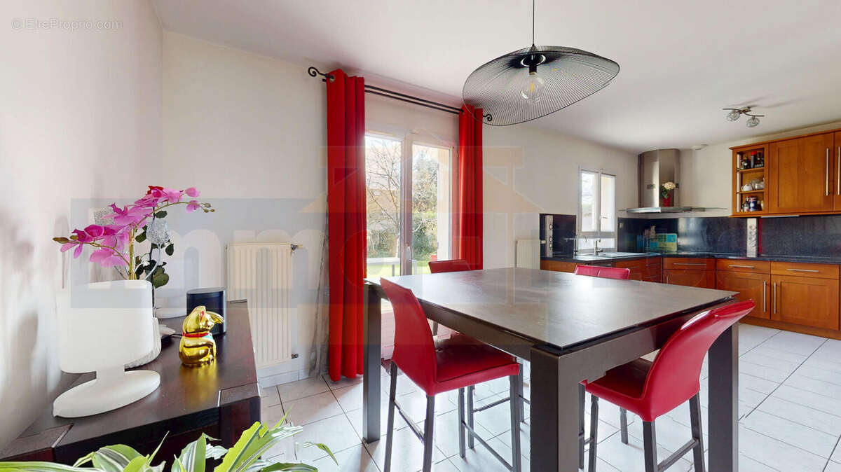 Maison à BOIS-D'ARCY