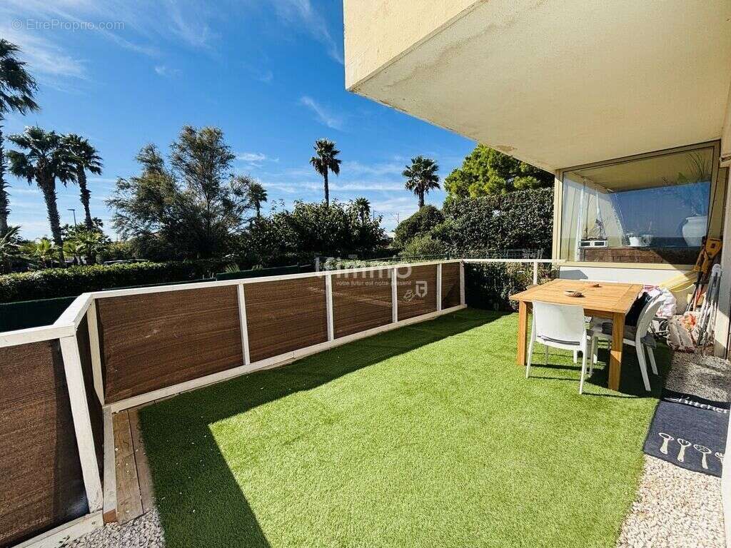 Appartement à VILLENEUVE-LOUBET