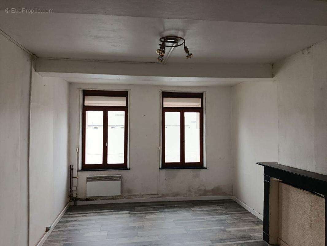 Appartement à LE CATEAU-CAMBRESIS