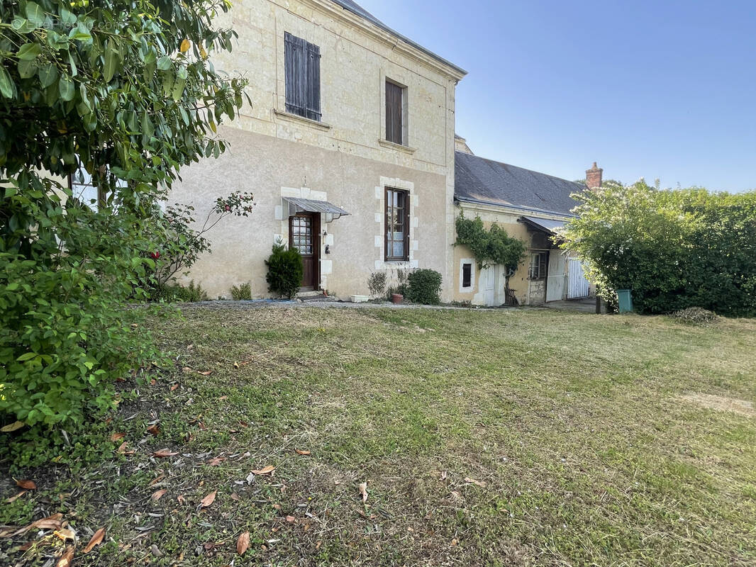 Maison à COURDEMANCHE