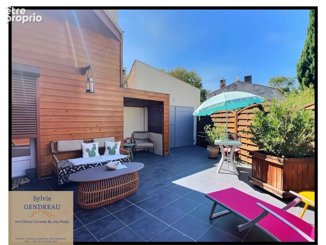 TERRASSE VUE 2 - VERS ATELIER GARAGE