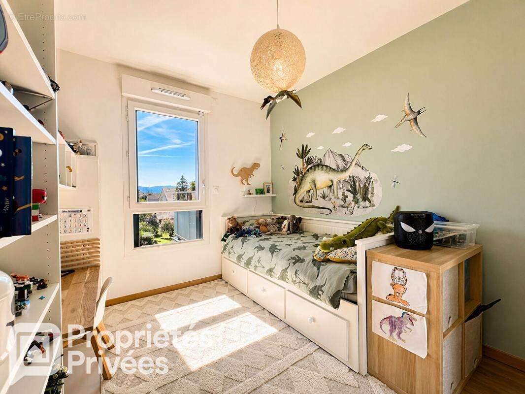 Appartement à CROZET