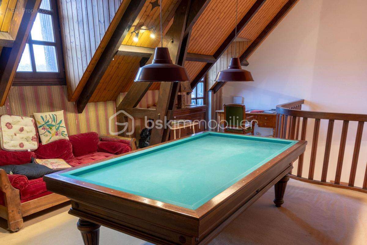 Sainte Radegonde, 5 chambres, piscine, grand terrain et garage - photo 8