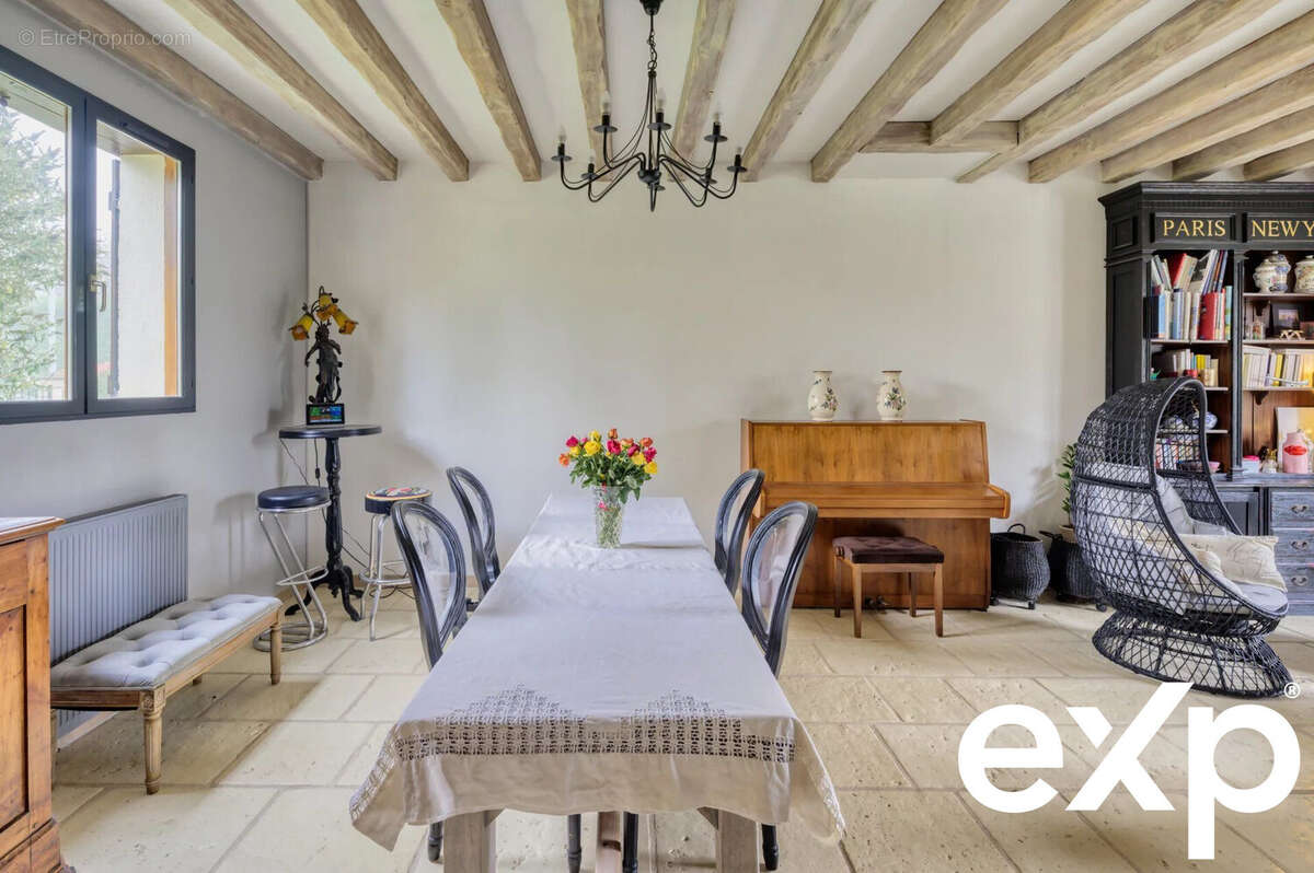 Maison à DAMMARTIN-EN-GOELE