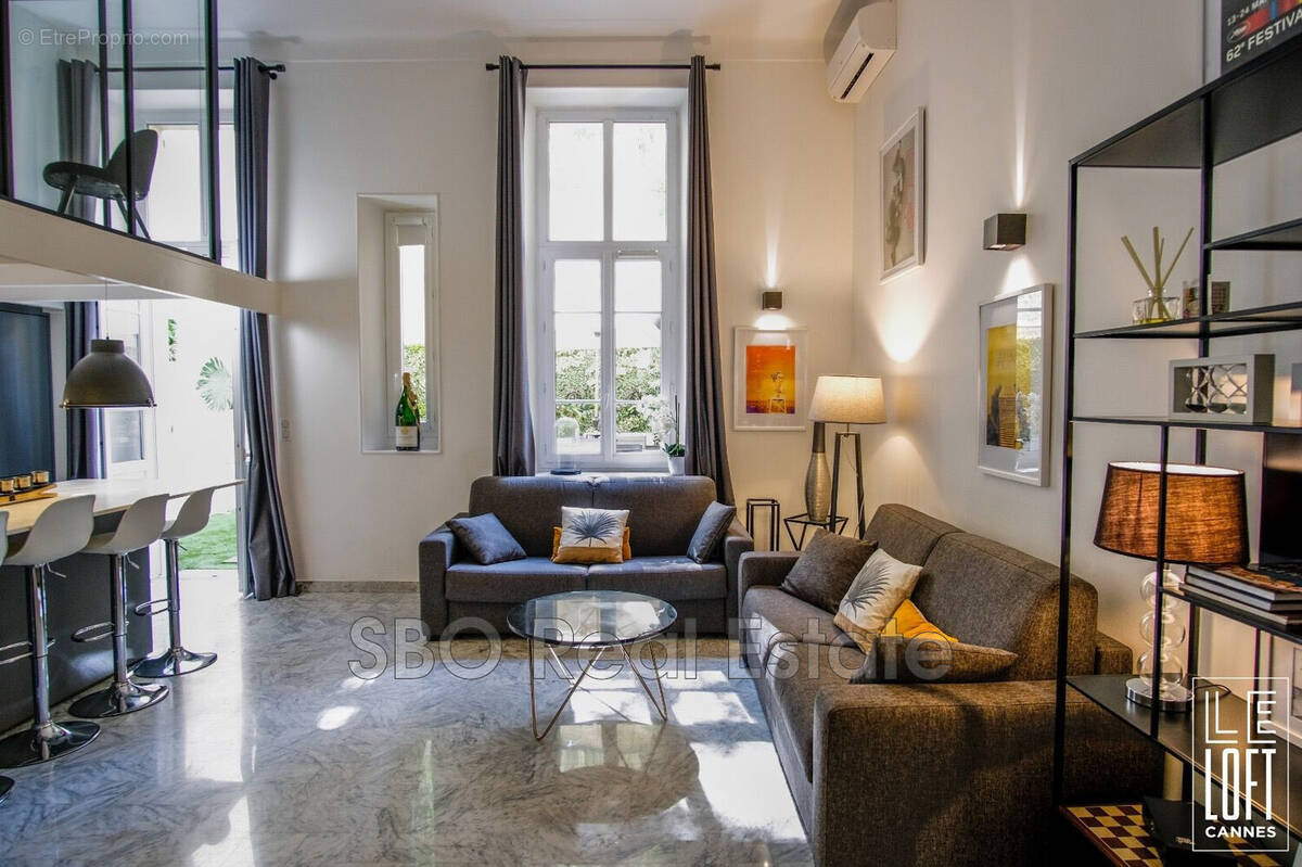 Appartement à CANNES