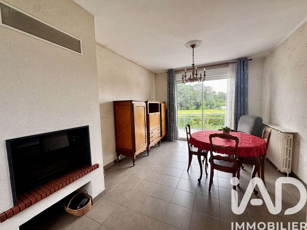 Photo 2 - Maison à LES PONTS-DE-CE