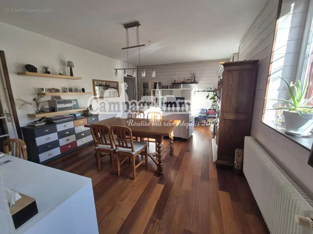 Maison à SAINT-FORGEUX