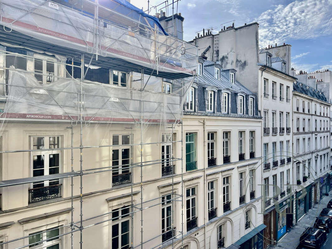 Appartement à PARIS-7E