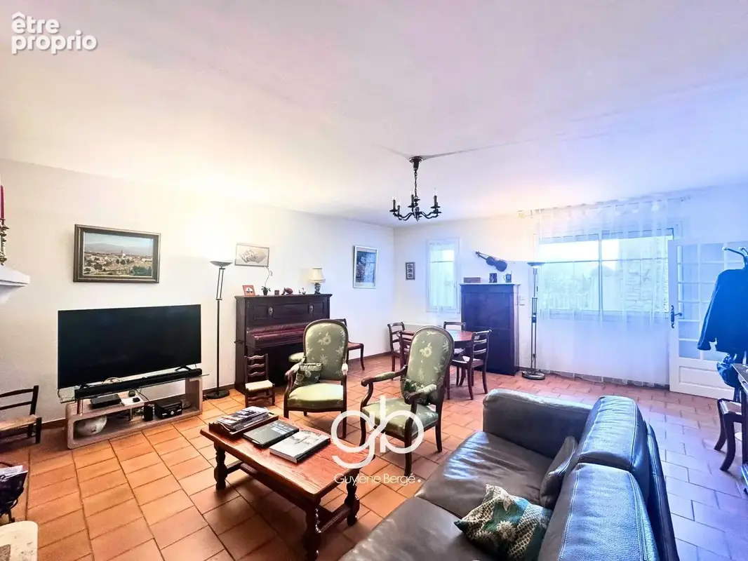 Vente maison murviel-lès-montpellier - 186 m2 - 5 chambres - garage - atelier - parking privé - photo 3
