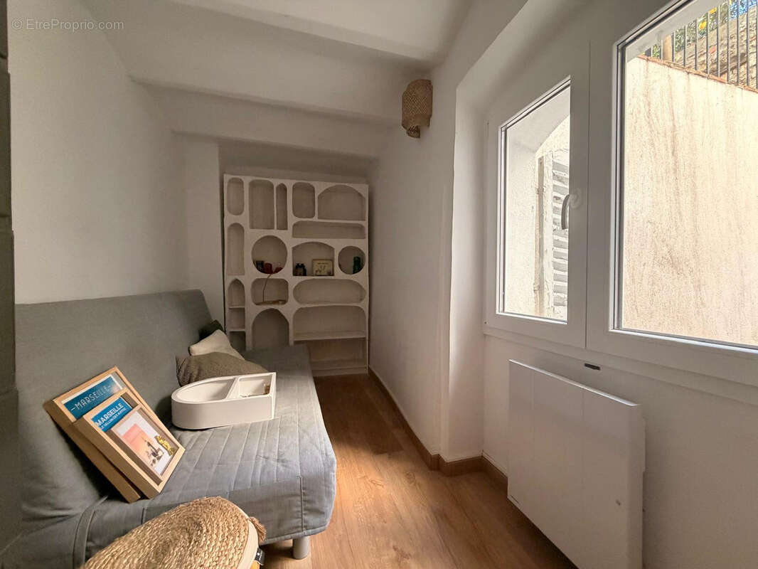 Appartement à MARSEILLE-5E