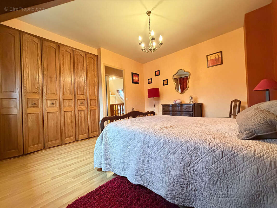 Maison à ARNIERES-SUR-ITON