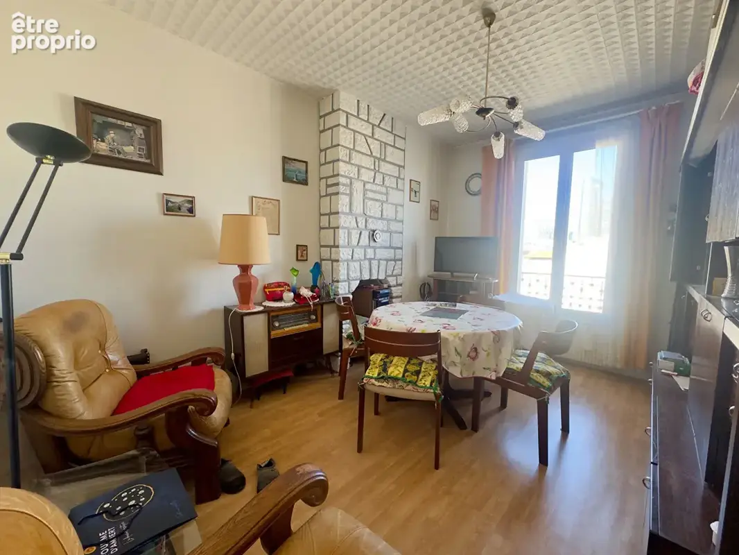 Photo Appartement à Puteaux au prix de 182 000€