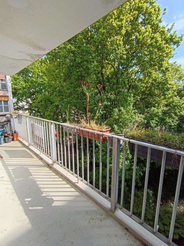 Appartement à LES ULIS