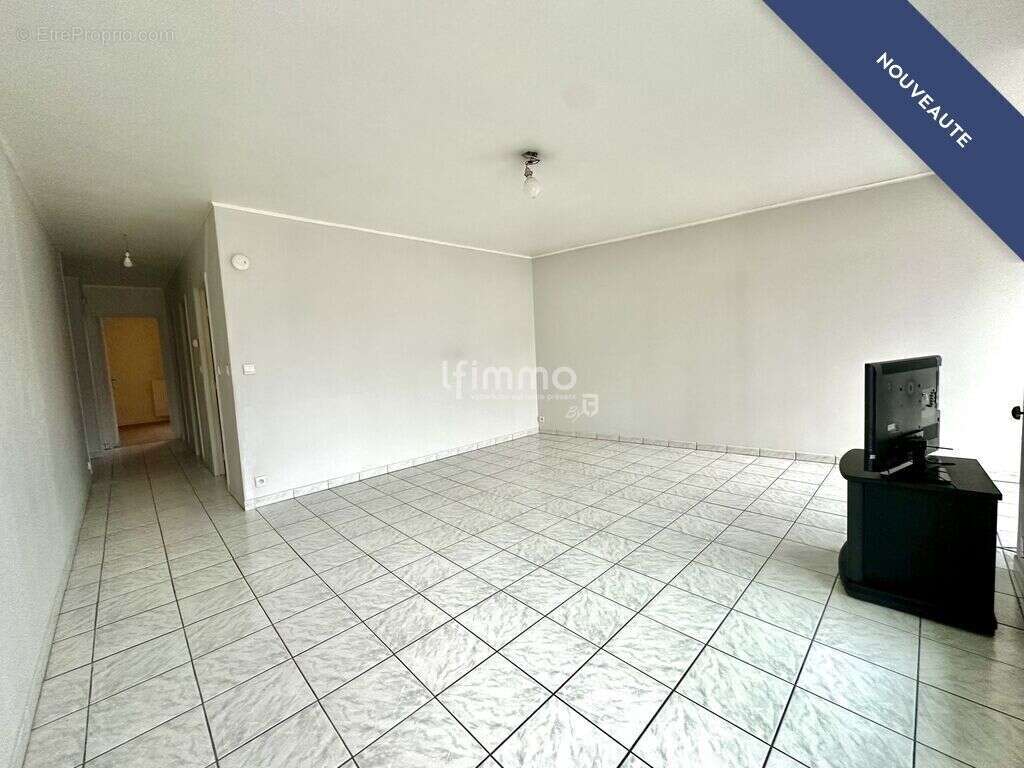 Appartement à VILLEMOMBLE