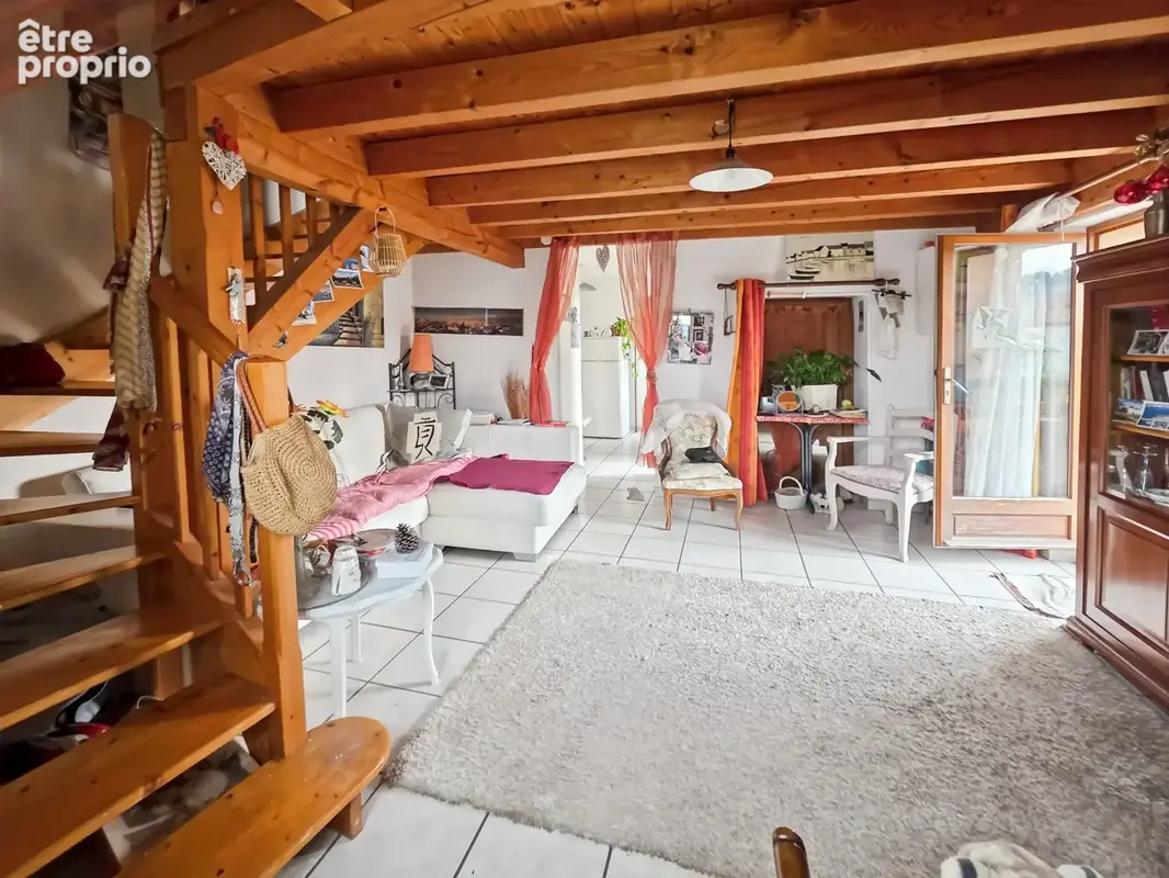 Immeuble de rapport 257 m² – 3 logements + colocation + 2 garages – fort potentiel locatif - photo 2