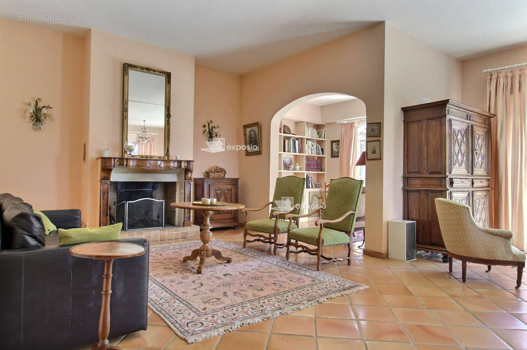 Maison à LA CADIERE-D'AZUR