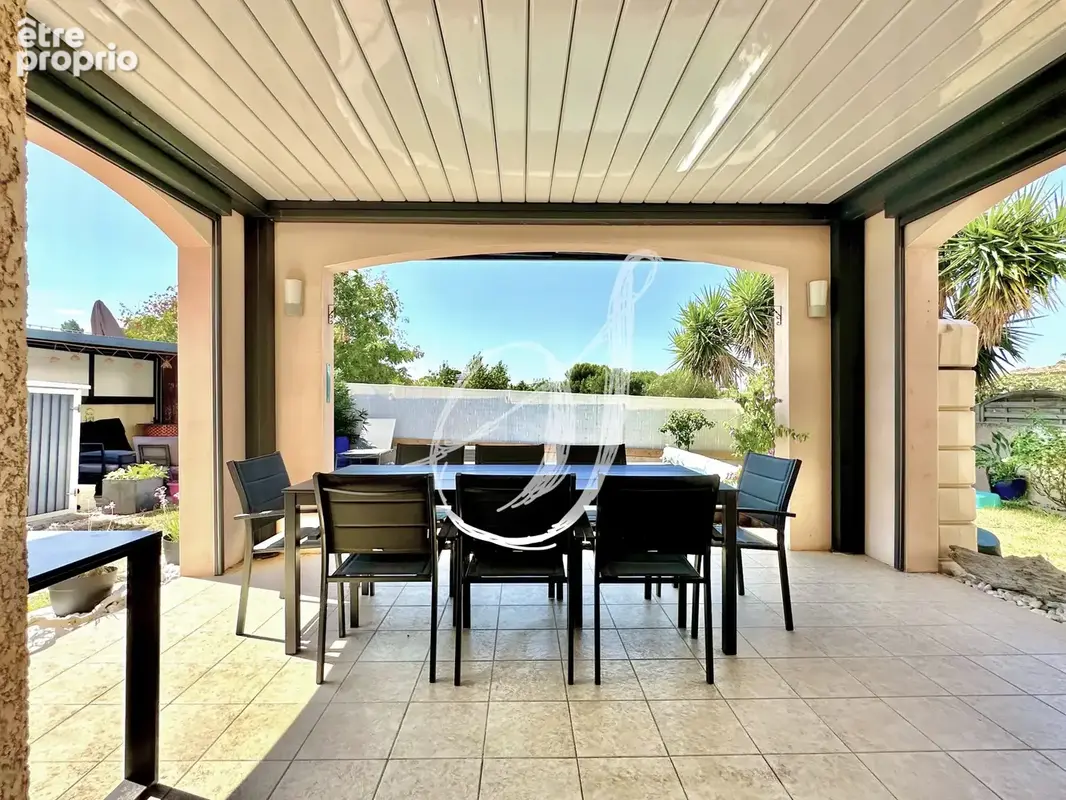 Villa de type 5, quatre chambres avec piscine sur Gigean - photo 10