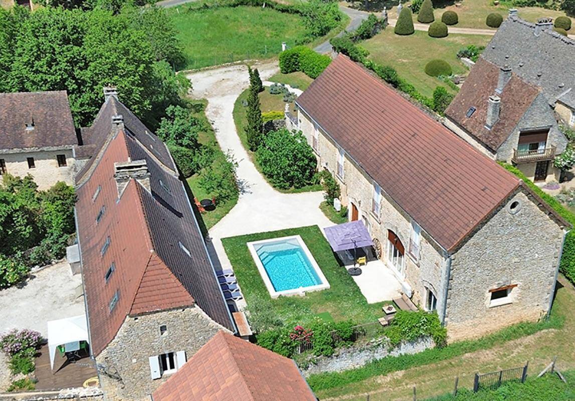 Maison à ARCHIGNAC
