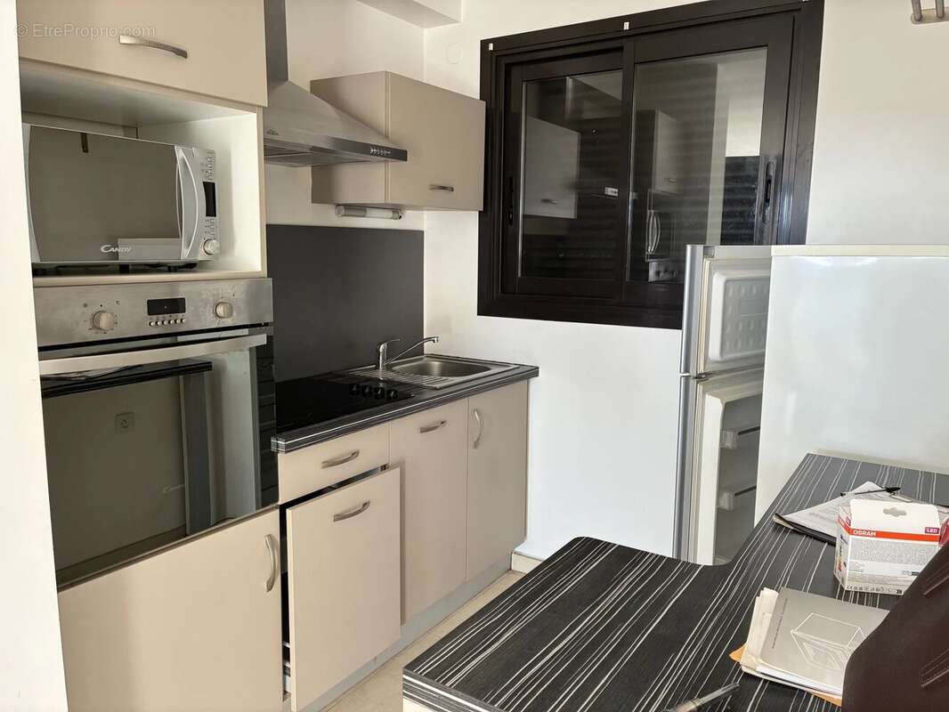 Appartement à VENELLES