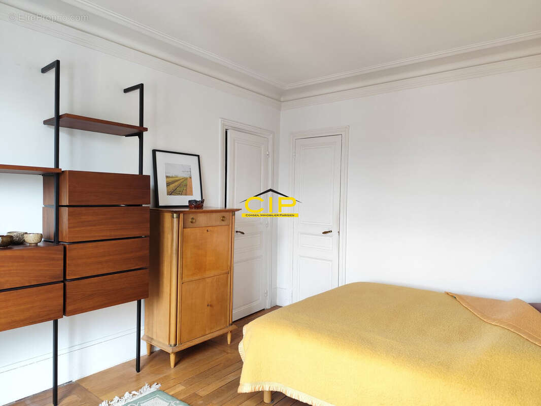 Appartement à PARIS-19E